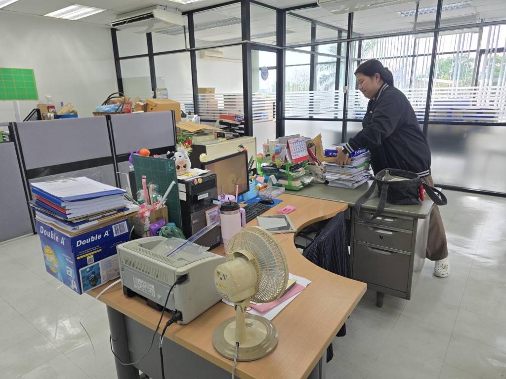 กน.กสอ.ร่วมกันทำกิจกรรม “รวมพลังชาว กน.กสอ. ทำ 5ส. ปรับพื้นที่ให้น่าอยู่พร้อมรับการปฏิบัติงาน”