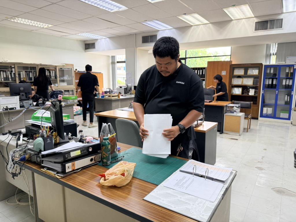 กน.กสอ.ร่วมกันทำกิจกรรม “รวมพลังชาว กน.กสอ. ทำ 5ส. ปรับพื้นที่ให้น่าอยู่พร้อมรับการปฏิบัติงาน”